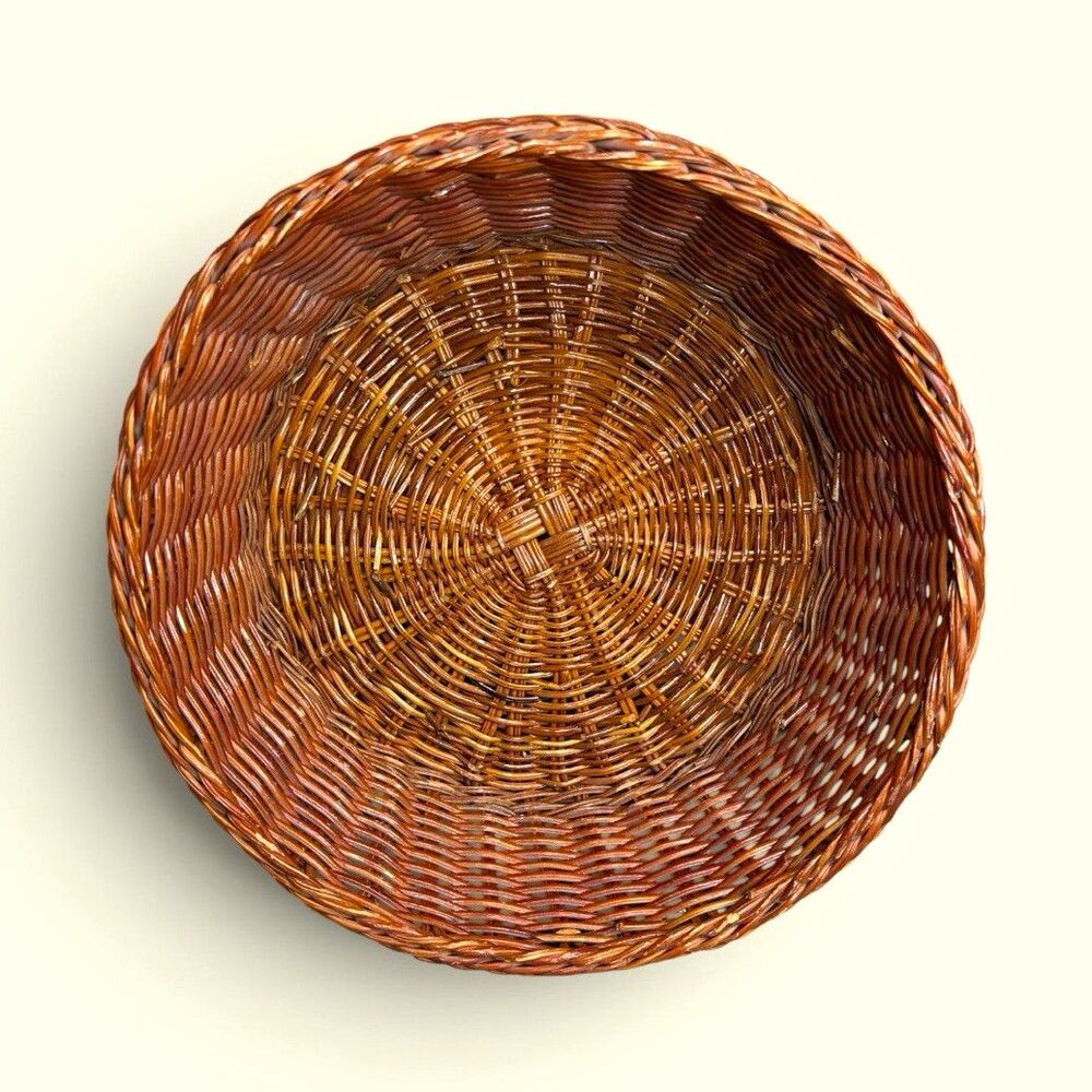 Vintage Round Wicker Basket Woven Rattan Boho Farmhouse Decor Bowl Catchall 10”